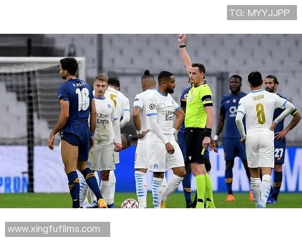 足球明星的暴脾气背后隐藏的压力与挑战解析